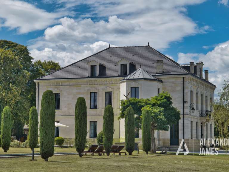 Château Bordeaux - 8 chambres - 670m²