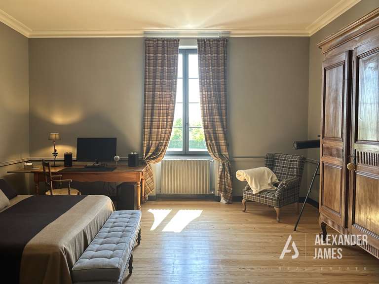 Château Bordeaux - 8 chambres - 670m²