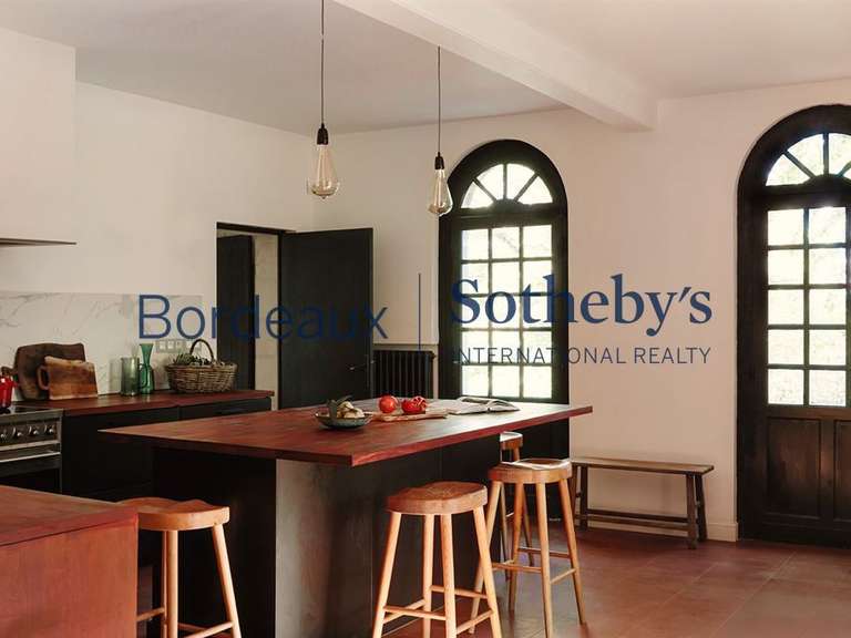 Château Bordeaux - 10 chambres - 800m²