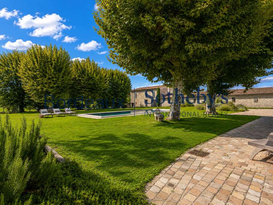 Castle Bordeaux