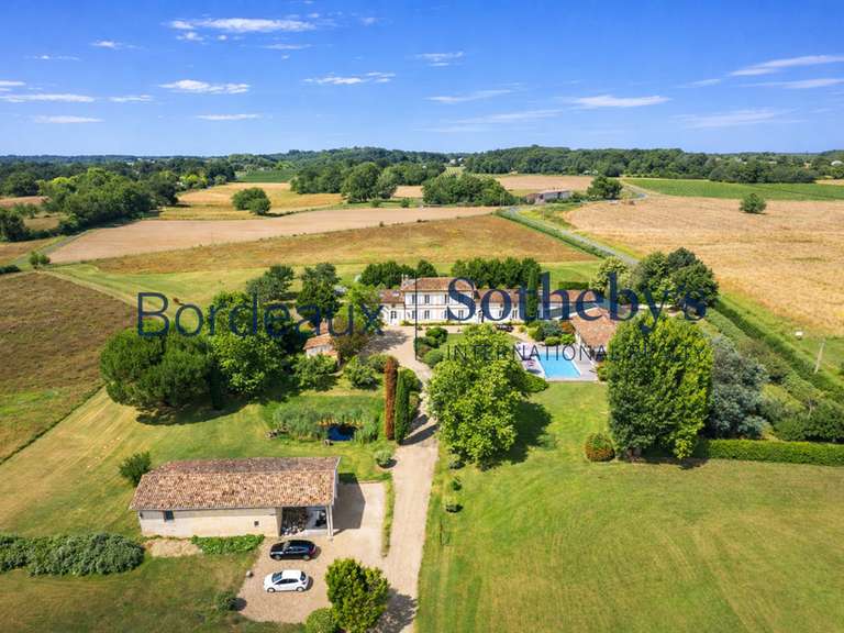 Château Bordeaux - 11 chambres - 900m²