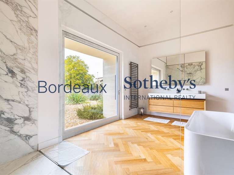 Castle Bordeaux - 4 bedrooms - 750m²