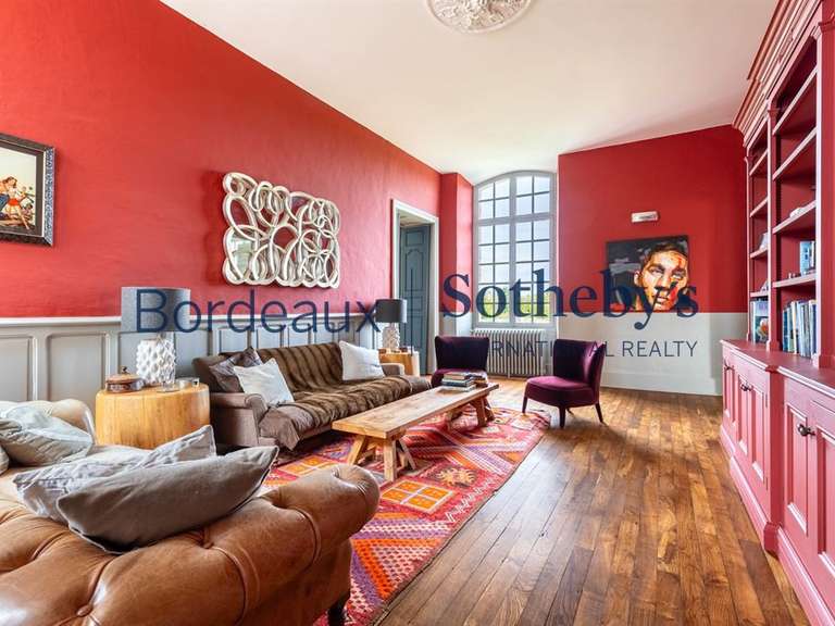 Castle Bordeaux - 4 bedrooms - 750m²