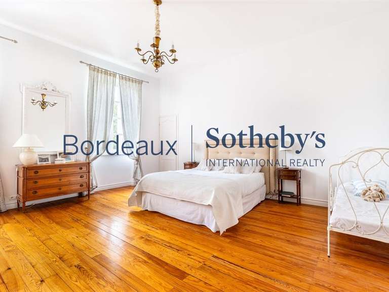 Château Bordeaux - 7 chambres - 550m²