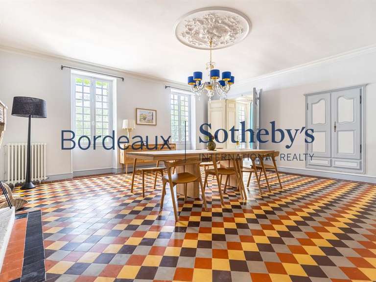 Château Bordeaux - 9 chambres - 600m²
