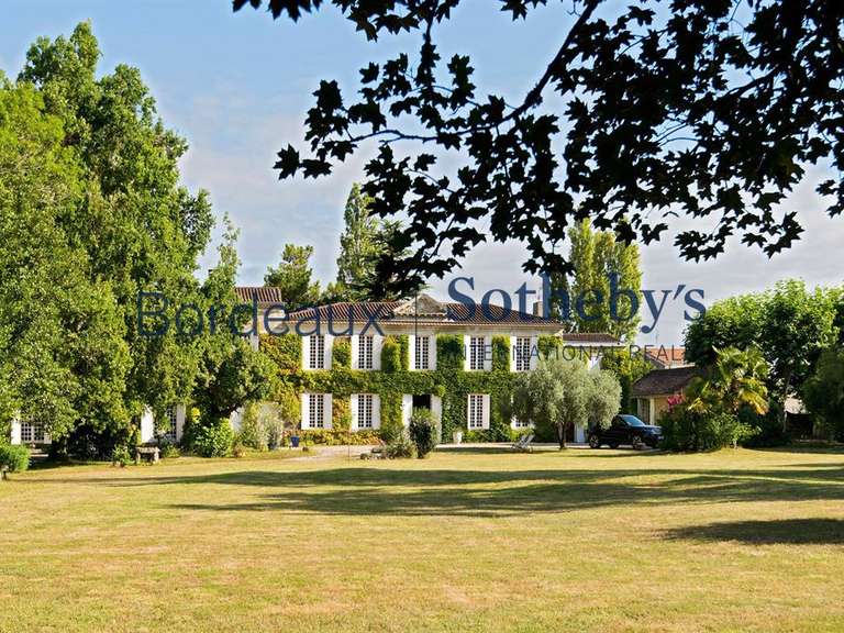 Château Bordeaux - 9 chambres - 400m²