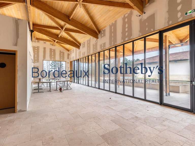 Domaine viticole Bordeaux - 240000m²