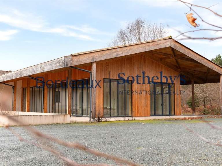 Domaine viticole Bordeaux - 240000m²