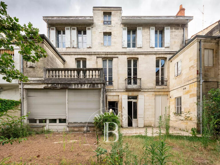 Vente Hôtel particulier Bordeaux - 11 chambres