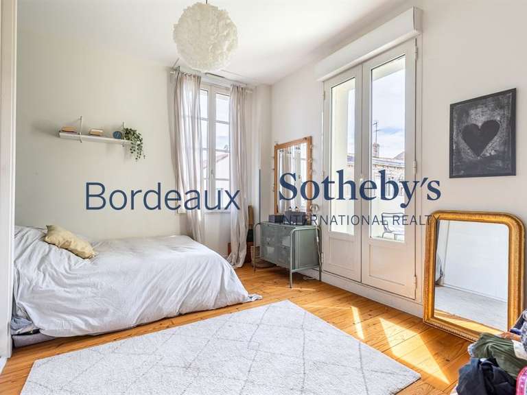 House Bordeaux - 4 bedrooms - 265m²