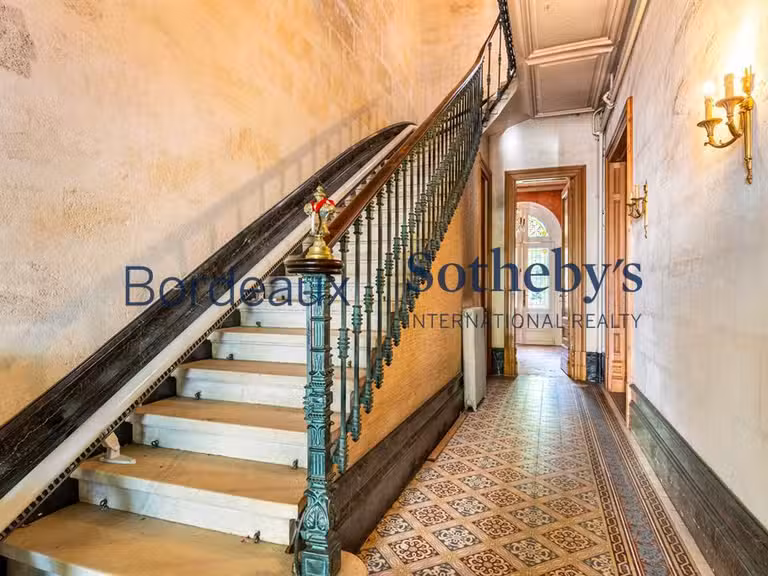 Maison Bordeaux - 6 chambres - 478m²