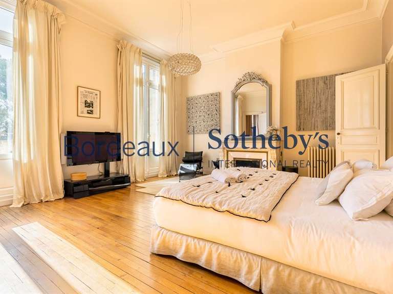 Maison Bordeaux - 7 chambres - 764m²