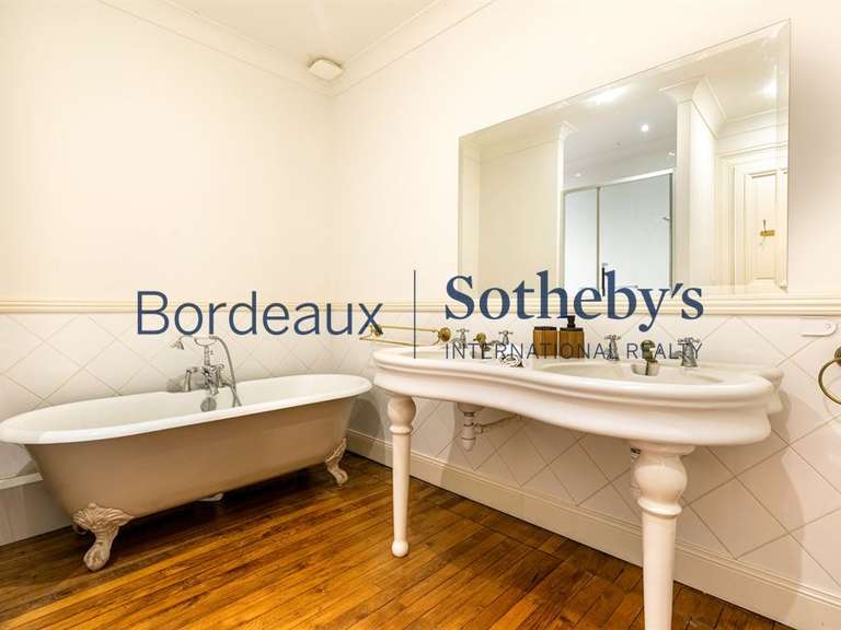 Maison Bordeaux - 7 chambres - 764m²