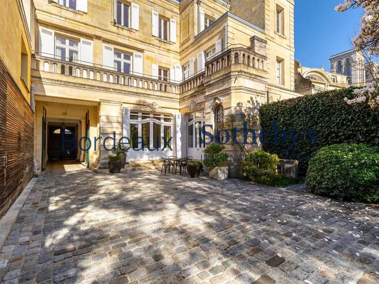 Maison Bordeaux - 7 chambres - 764m²