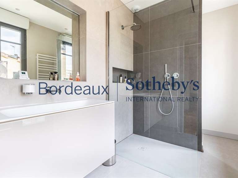 Maison Bordeaux - 4 chambres - 164m²