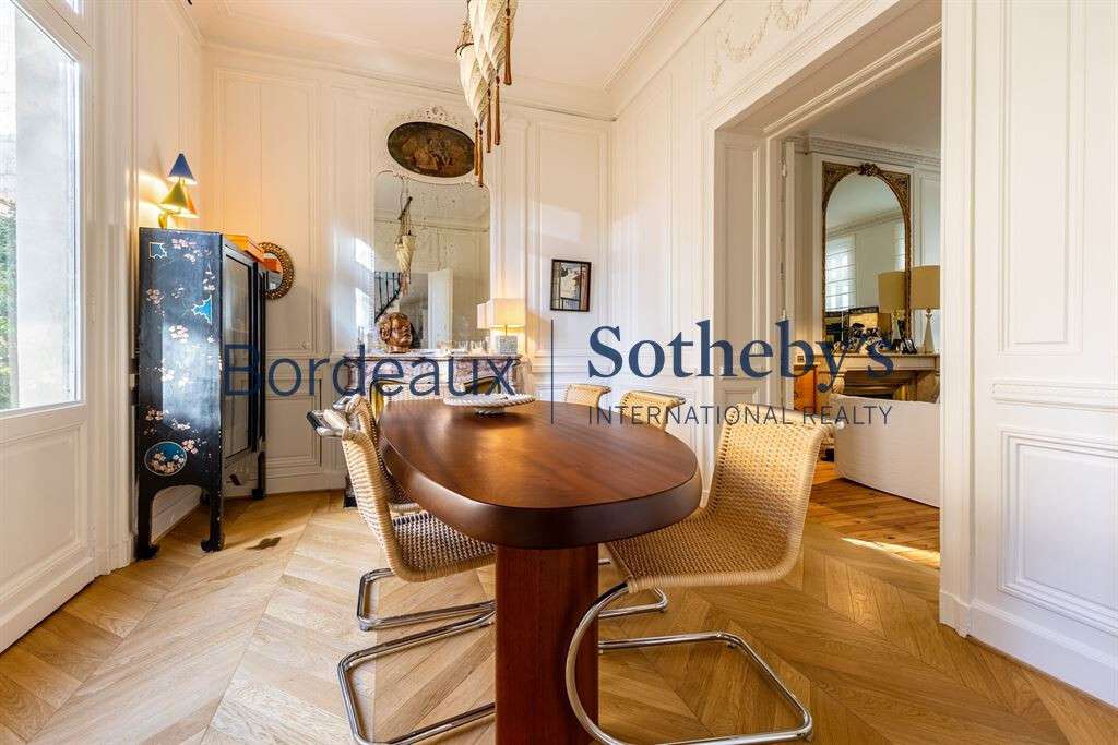 House Bordeaux