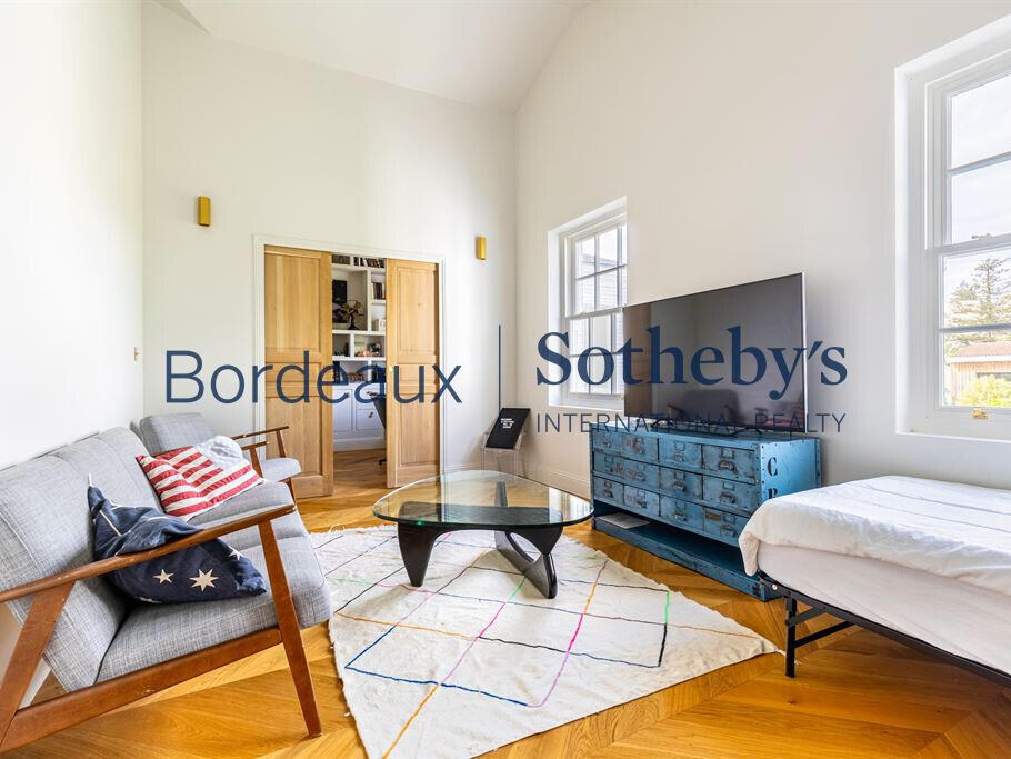 House Bordeaux