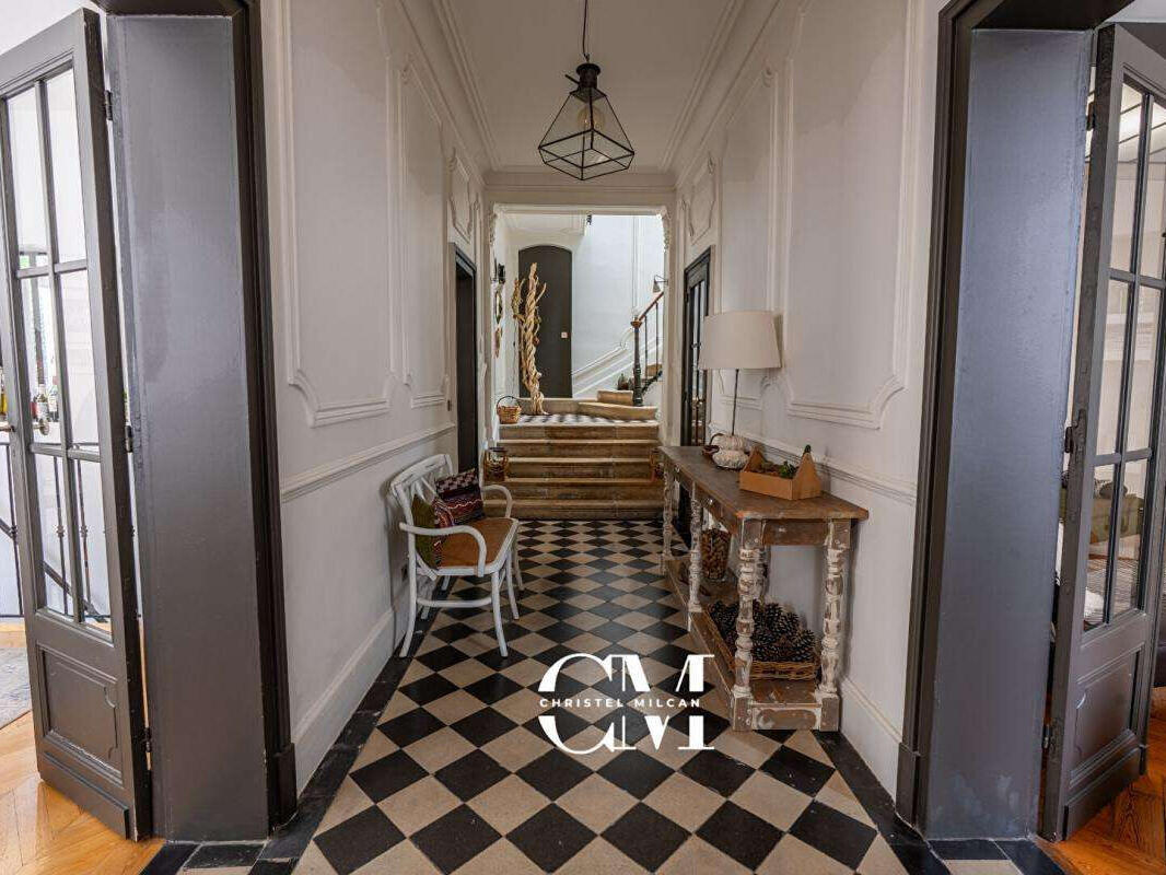 House Bordeaux
