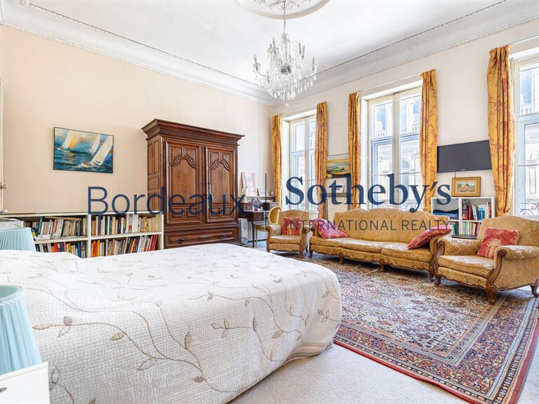 Maison Bordeaux - 9 chambres - 525m²