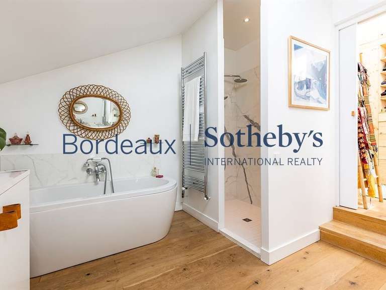 Maison Bordeaux - 4 chambres - 217m²