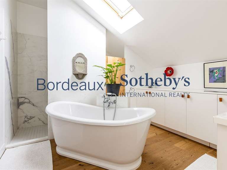 Maison Bordeaux - 4 chambres - 217m²