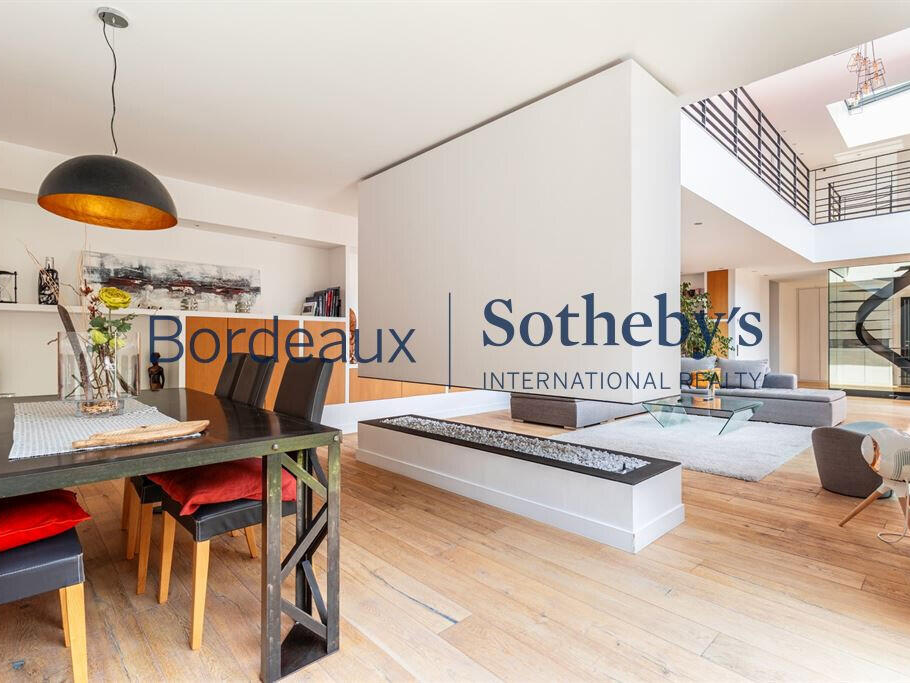 House Bordeaux