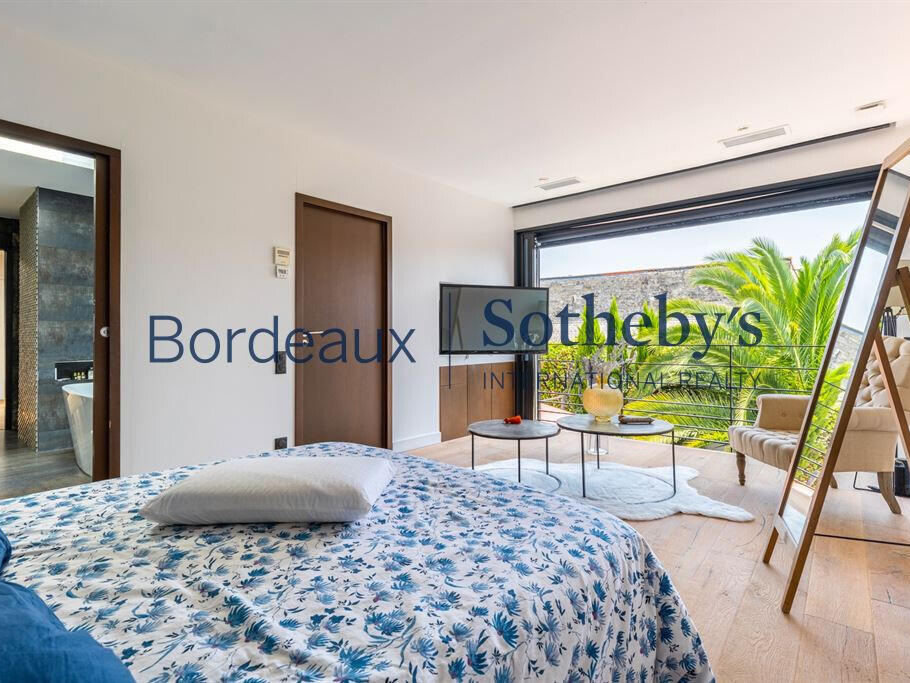 House Bordeaux