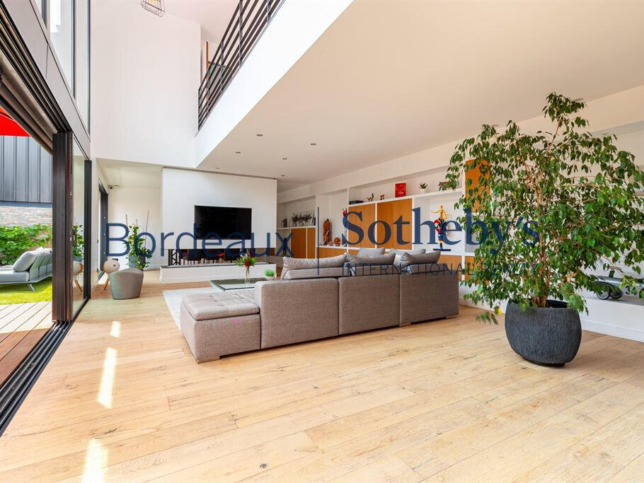 House Bordeaux