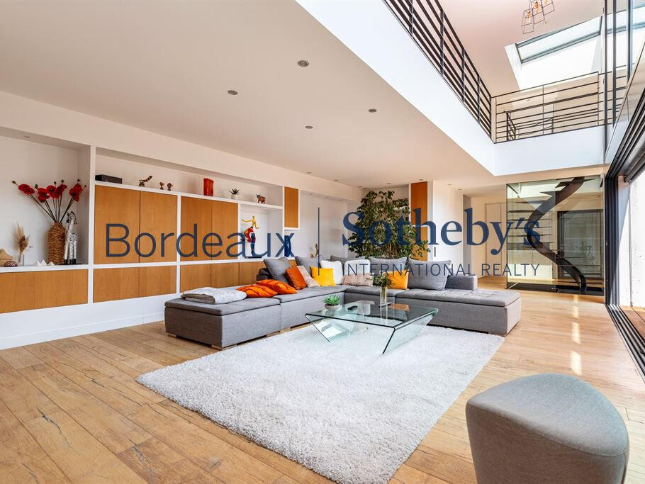 House Bordeaux
