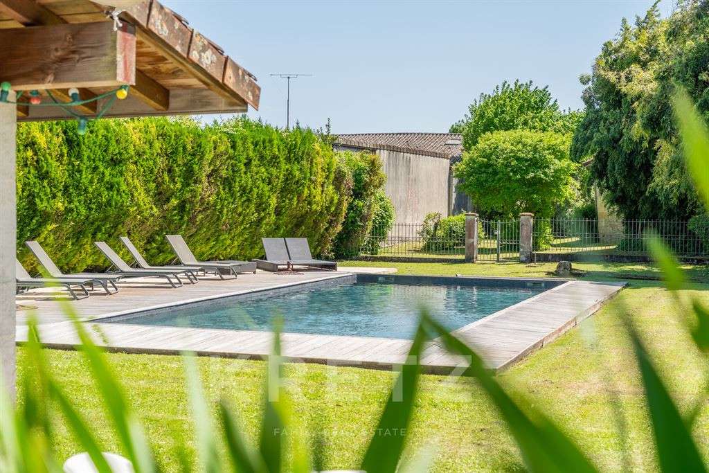 House Bordeaux