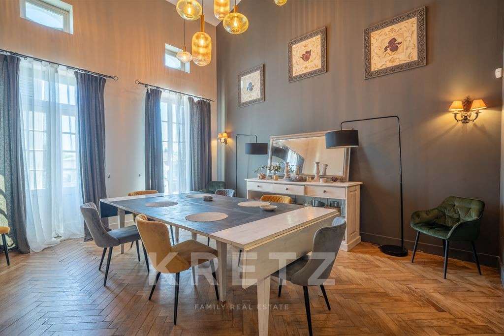 House Bordeaux