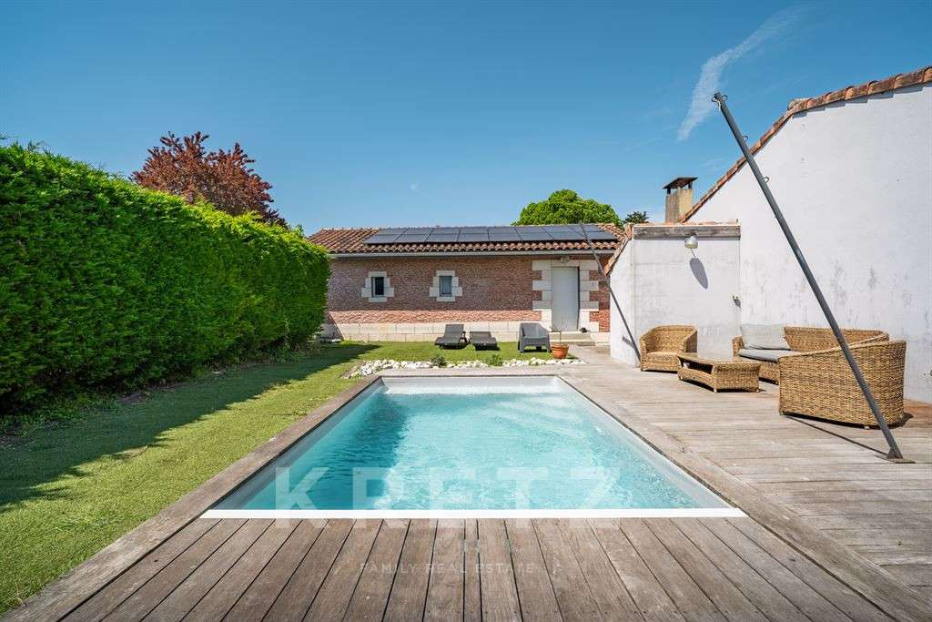 House Bordeaux