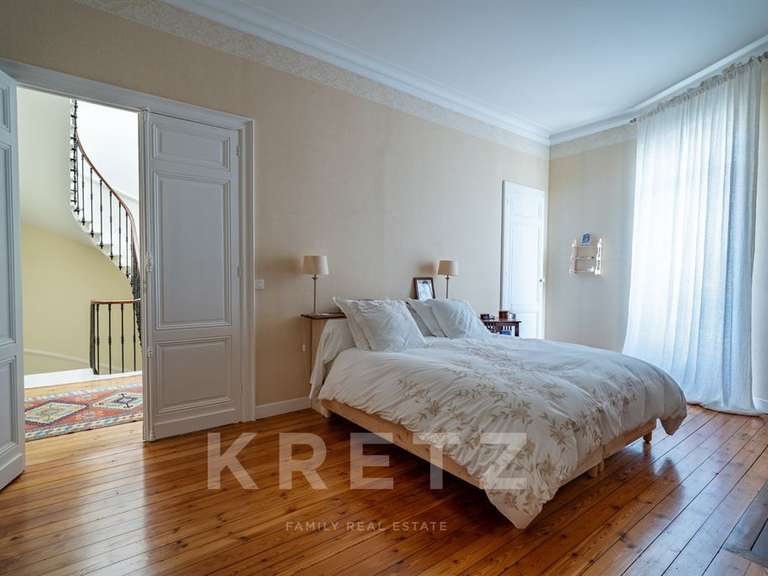 Maison Bordeaux - 6 chambres - 370m²