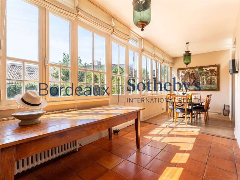 Maison Bordeaux - 5 chambres - 215m²