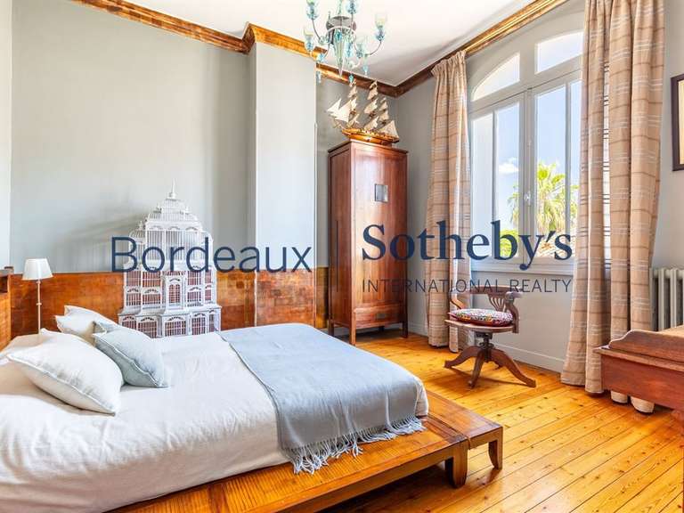 Maison Bordeaux - 5 chambres - 215m²