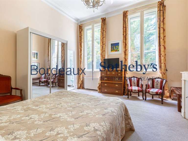 Maison Bordeaux - 9 chambres - 432m²