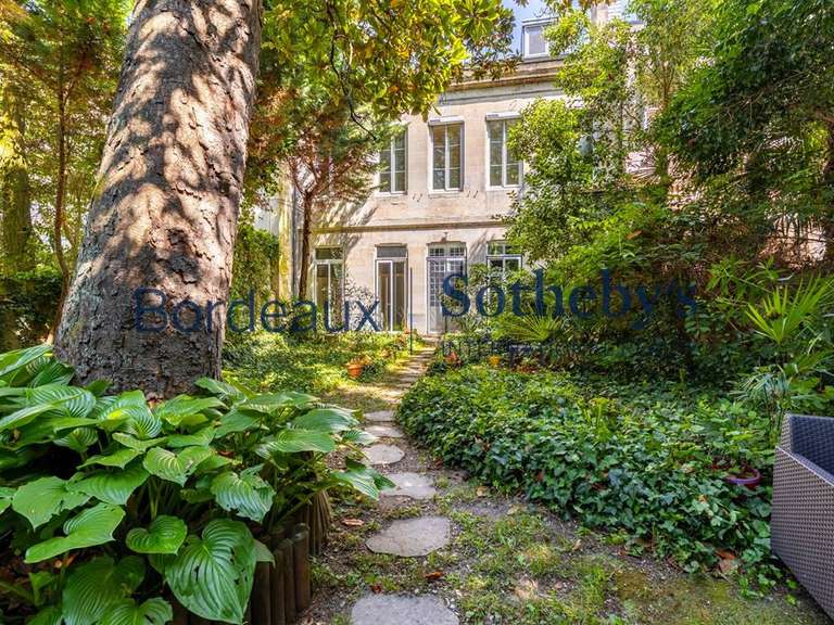 Maison Bordeaux - 9 chambres - 525m²