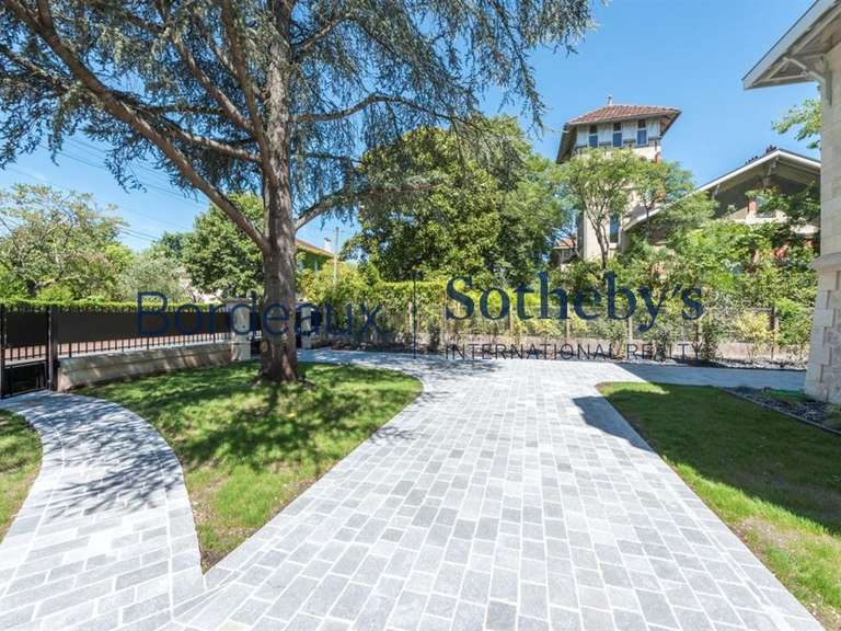 House Bordeaux - 5 bedrooms - 210m²