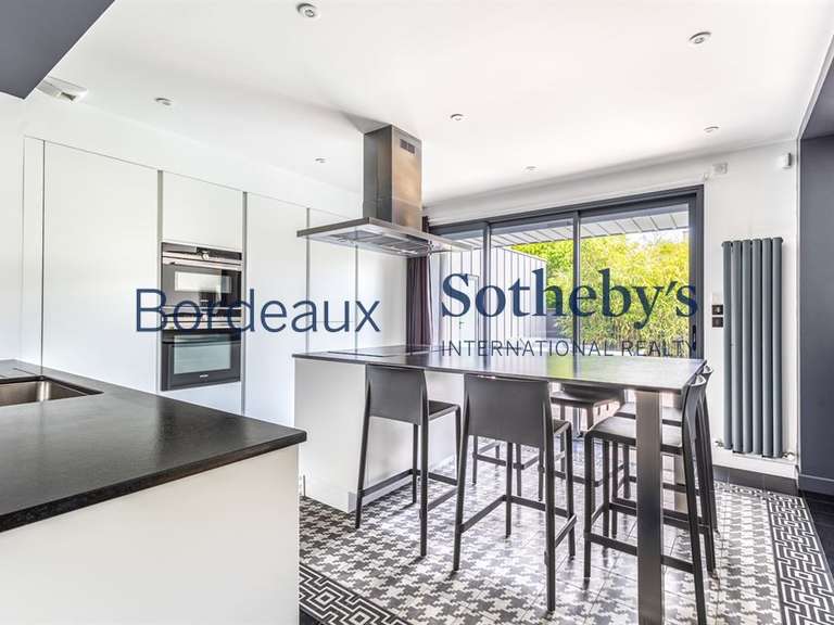 House Bordeaux - 5 bedrooms - 210m²