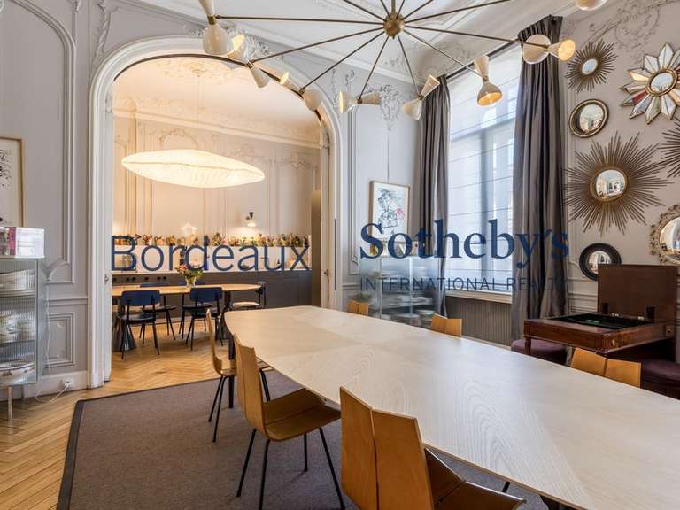 Maison Bordeaux - 9 chambres - 768m²