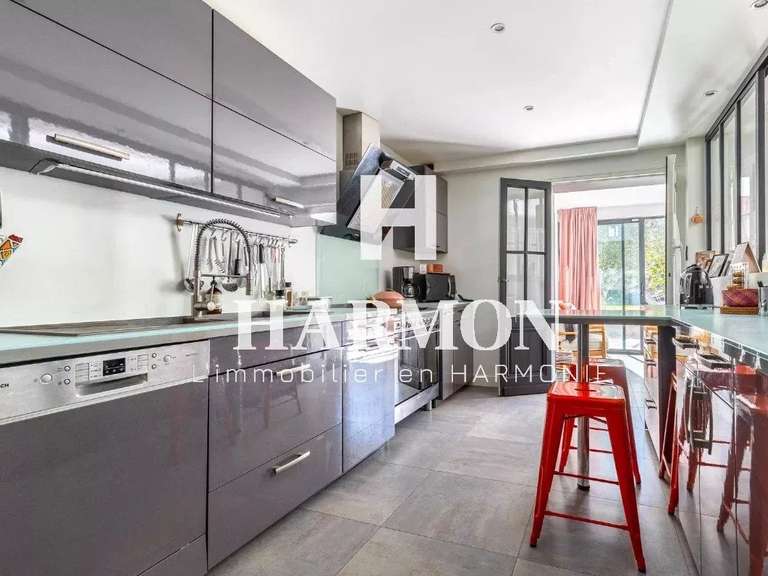 Maison Bordeaux - 4 chambres - 208m²