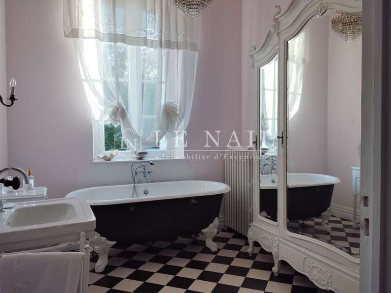 House Bordeaux - 7 bedrooms - 440m²