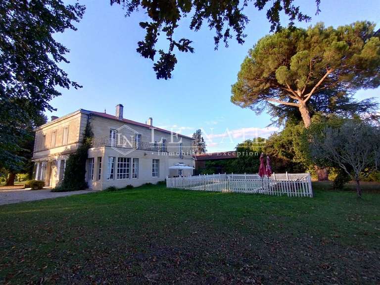 House Bordeaux - 7 bedrooms - 440m²