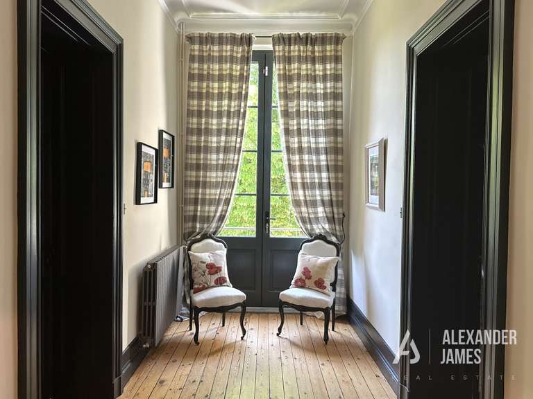 Maison Bordeaux - 8 chambres - 670m²