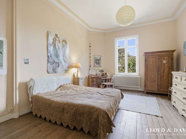 House Bordeaux - 9 bedrooms - 392m²
