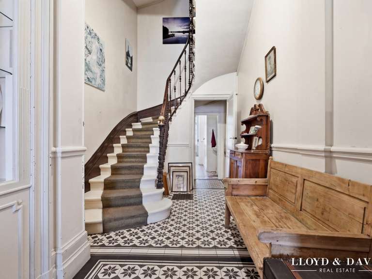 House Bordeaux - 9 bedrooms - 392m²