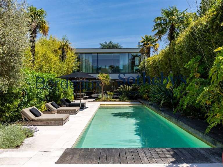 House Bordeaux - 5 bedrooms - 400m²