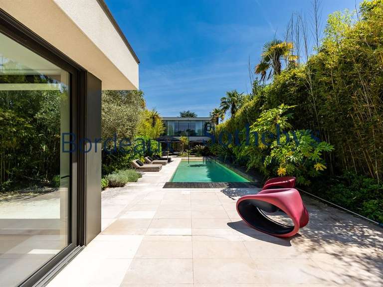 House Bordeaux - 5 bedrooms - 400m²