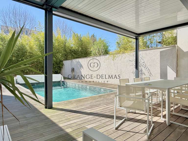 House Bordeaux - 4 bedrooms - 213m²