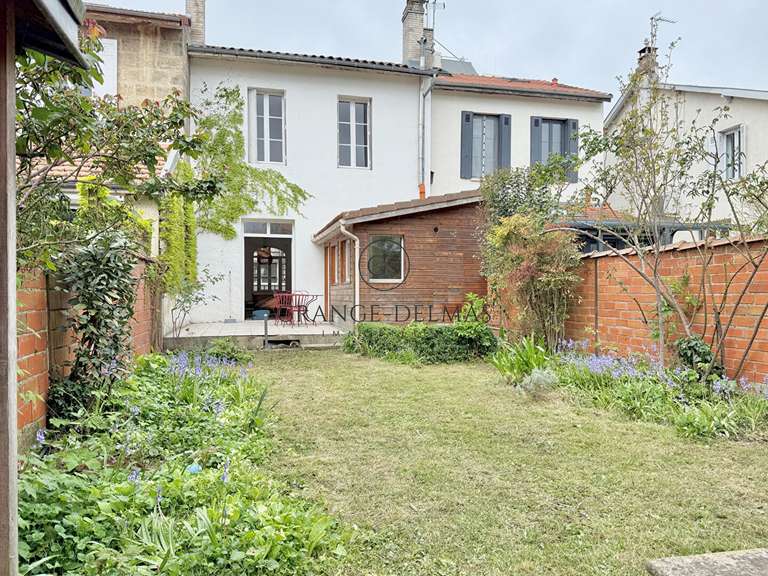 House Bordeaux - 3 bedrooms - 104m²